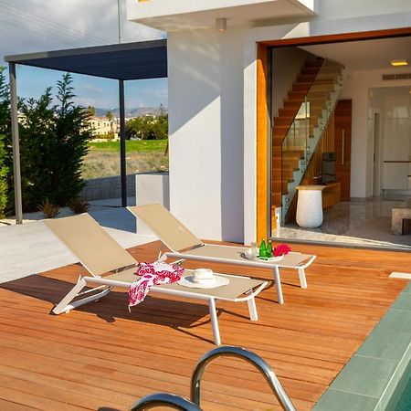 Villa Laurus 6, Walking Distance To The Beach Paphos Exterior foto